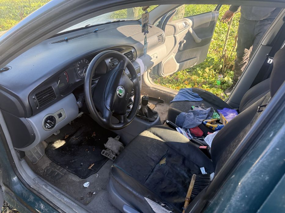 Продам Skoda octavia 1.6 1998