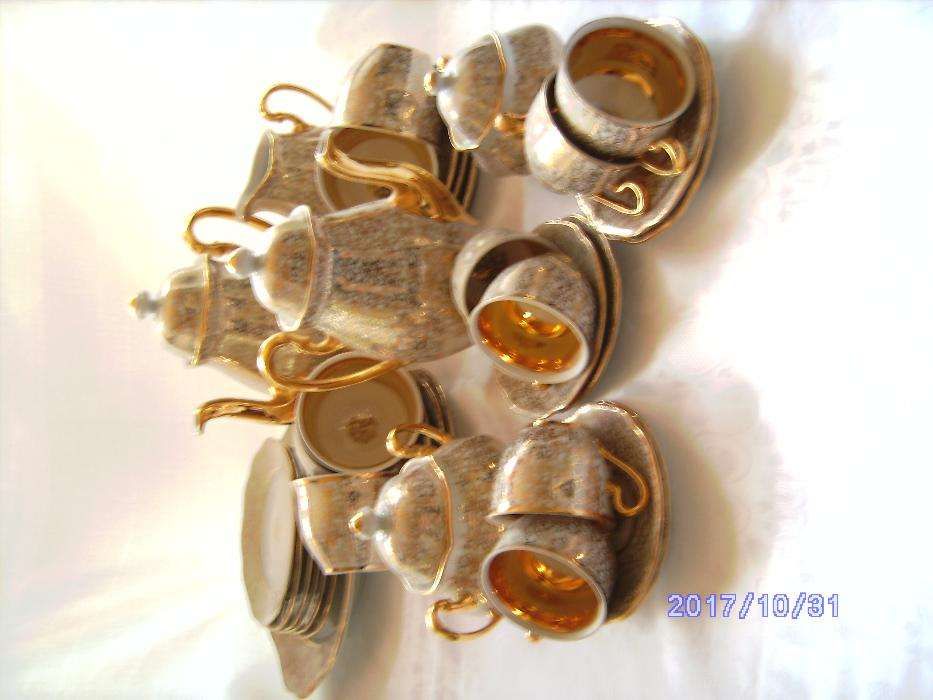 Сервизы чайный и кофейный