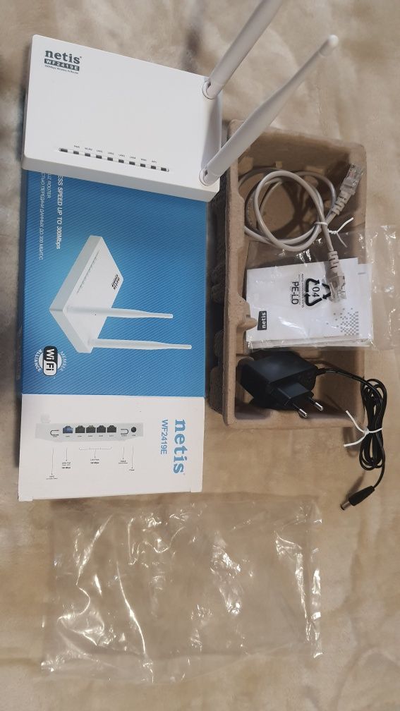 Продам WiFi Роутер netis WF2419Е 300mb