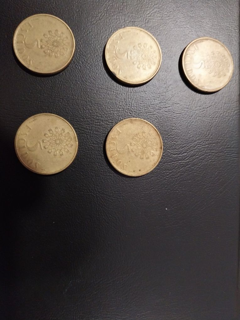 Moedas de 5 Escudos