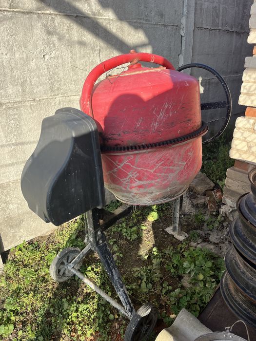 Продам бетономешалку