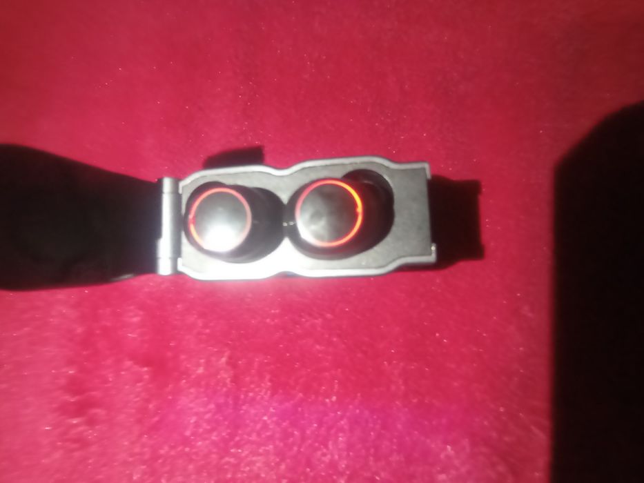 Безпроводні навушники