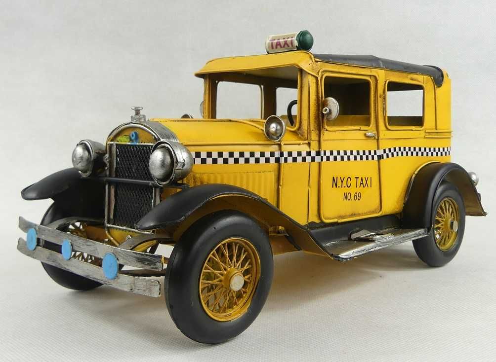 Metalowy model pojazd AUTO N.Y.C. TAXI 33 cm retro