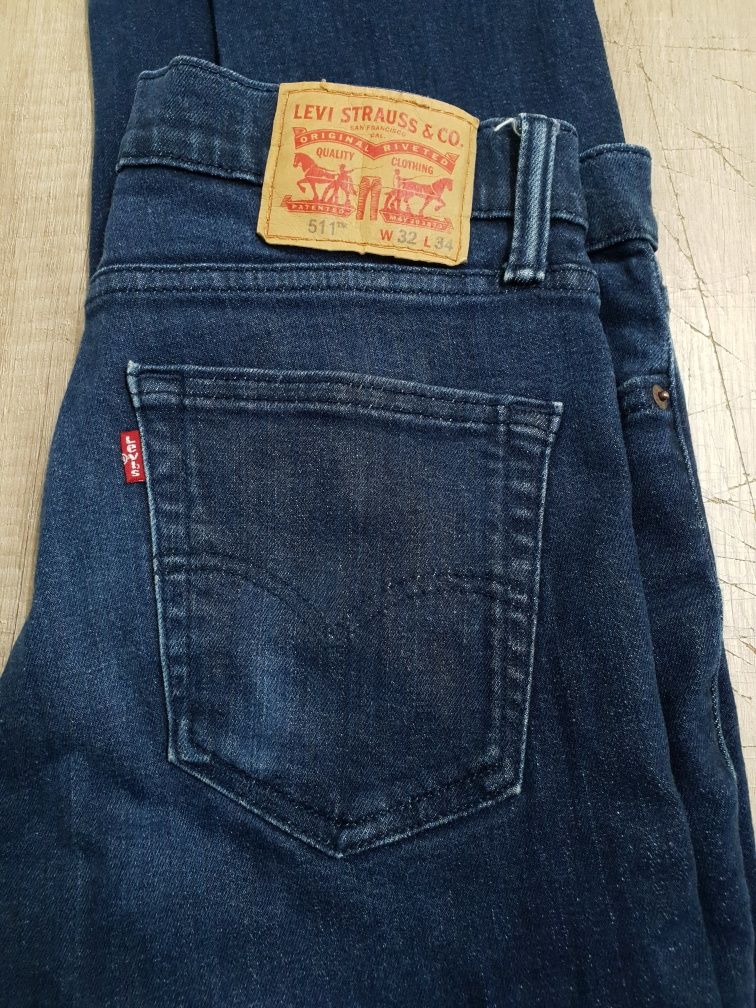 Spodnie jeansowe Levis 511 W32 L34 M