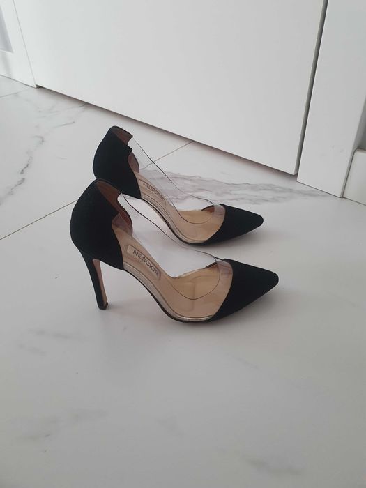 Czarne szpilki Neścior