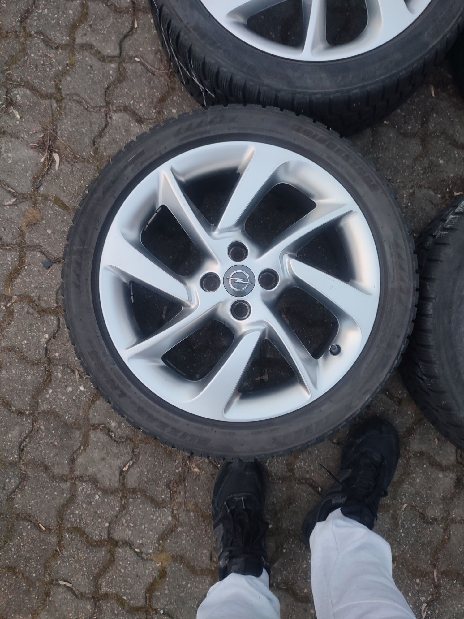 Opel Adam i inne 4x100 oryginalne felgi+opony
