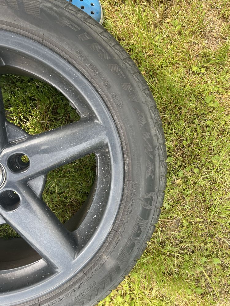 Продам диски 215/55 R17 O.Z.