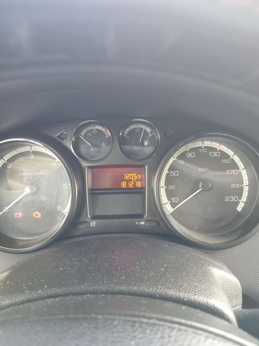 Терміново. Пежо 308. Дизель