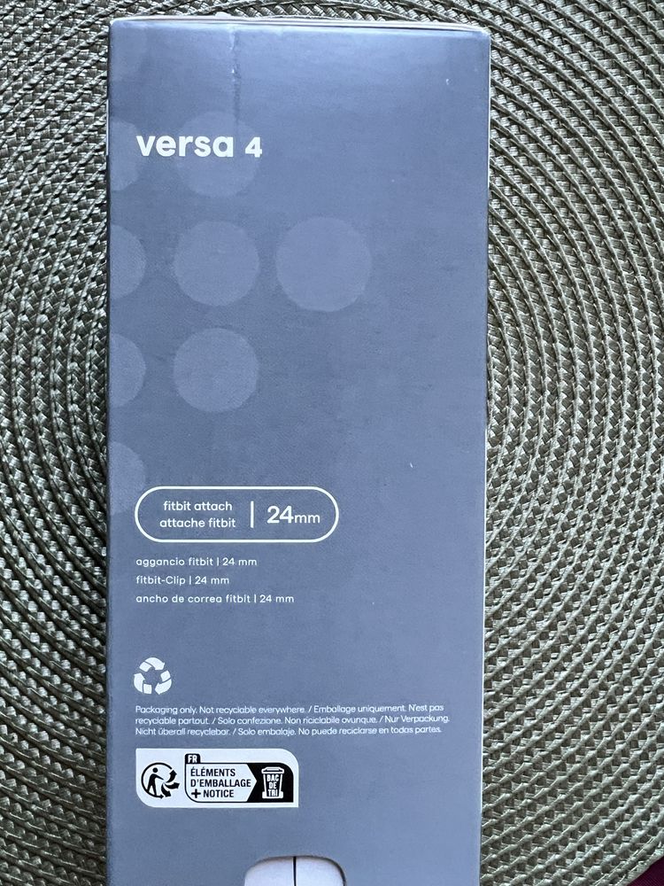 Google Fitbit Versa 4