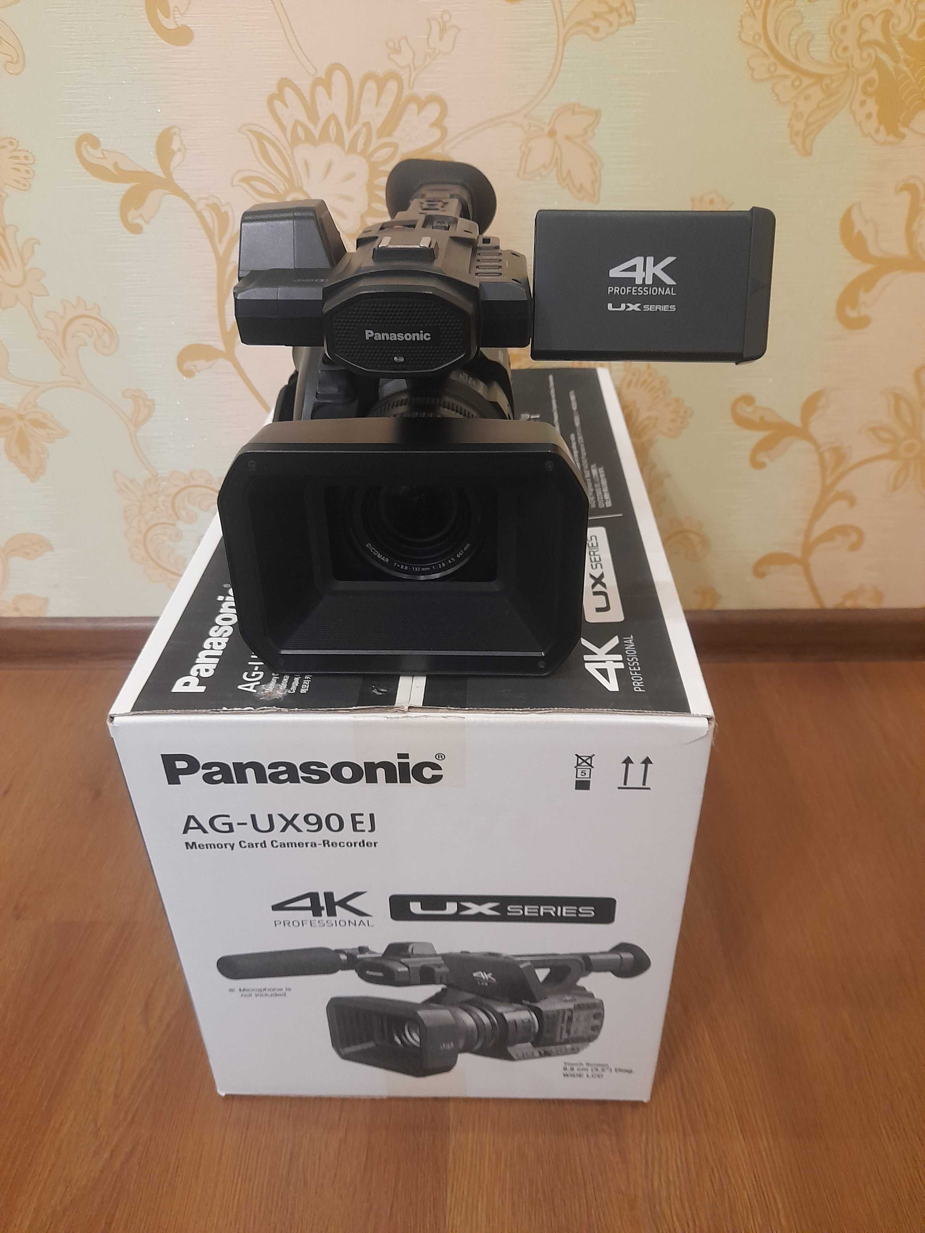 Професійна 4K цифрова відеокамера Panasonic AG-UX90EJ+АКБ