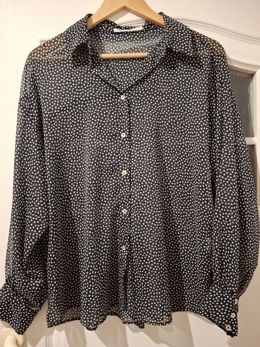Czarna bluzka w kropki