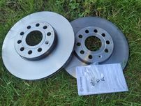 Tarcze hamulcowe nowe  Brembo Golf V Touran Audi A3 8P 288 mm itp