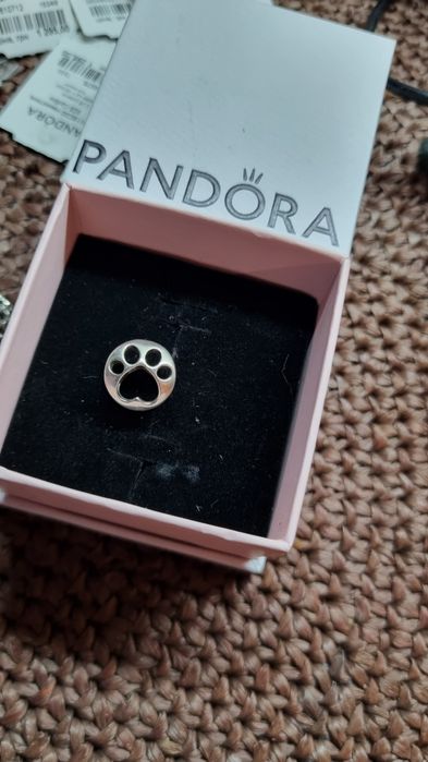 Продам оригинальные Шарм Пандора