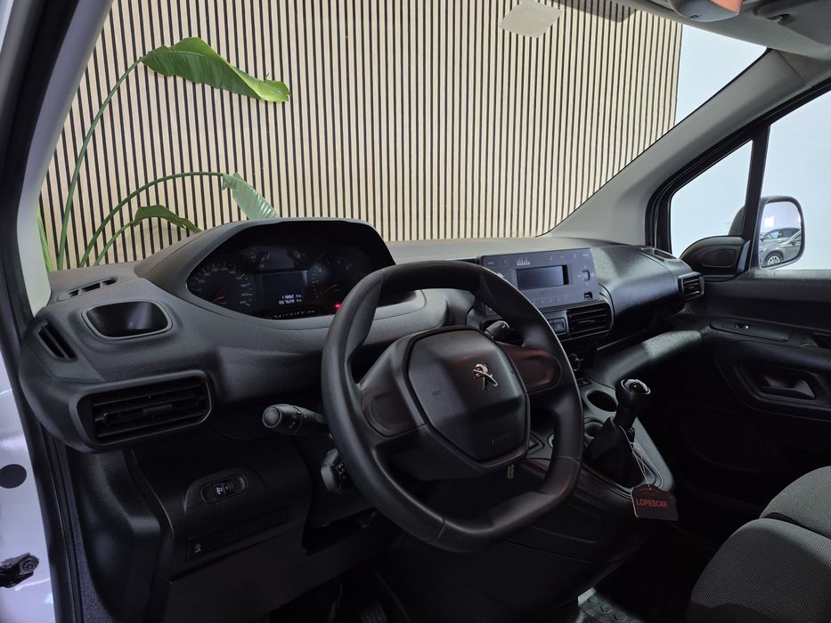 Peugeot Partner Longa - 67.000KM | GARANTIA | 3 LUG. - NACIONAL