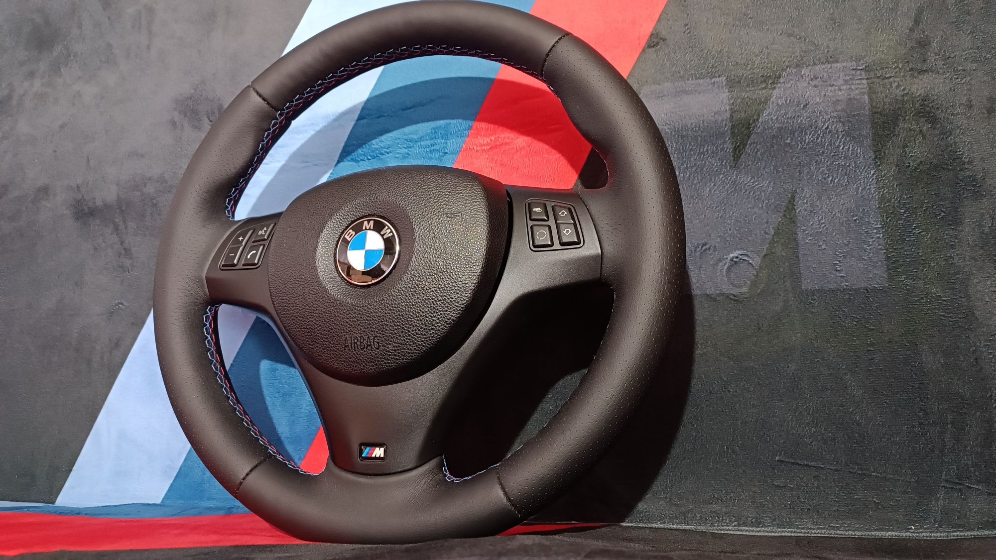 Volante bmw Pack M personalizado completamente novo serie 1 e serie 3