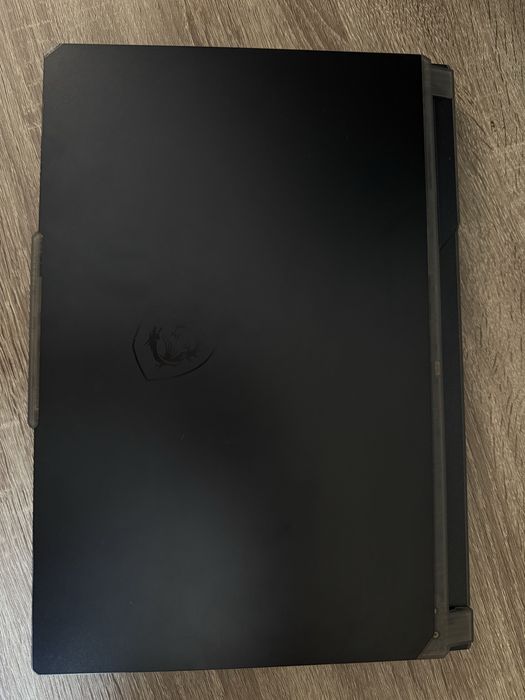 Laptop Gaming MSI Cyborg i7-12650H 15,6’ 32GB RAM SSD 1T Windows 11
