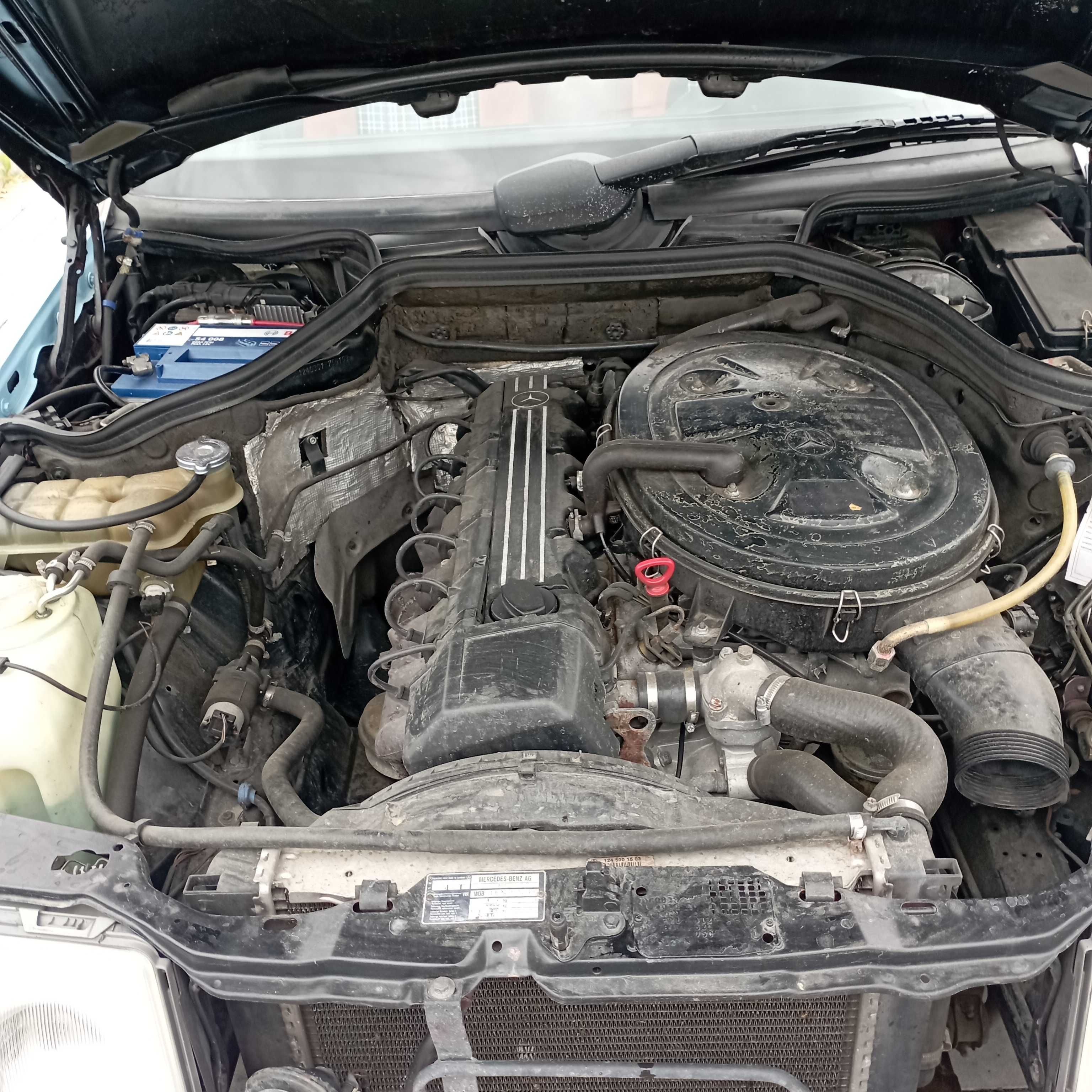 Mecedes-Benz W124 RARYTAS po odbudowie  w legendarnych barwach GULF