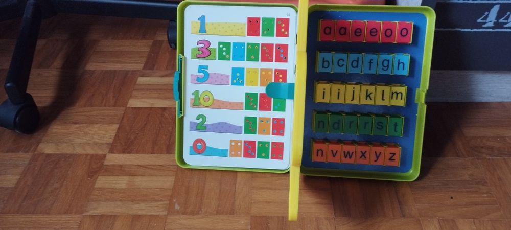 Brinquedo educativo para aprender Inglês