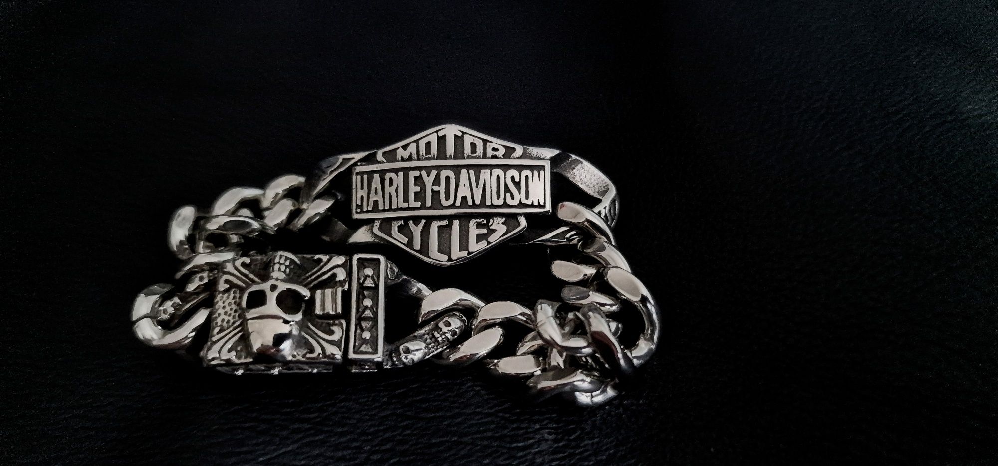 Stalowa bardzo efektowna bransoletka czaszka Harley Davidson chopper