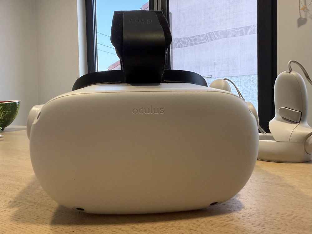 Oculus Meta Quest 2 – Óculos de Realidade Virtual