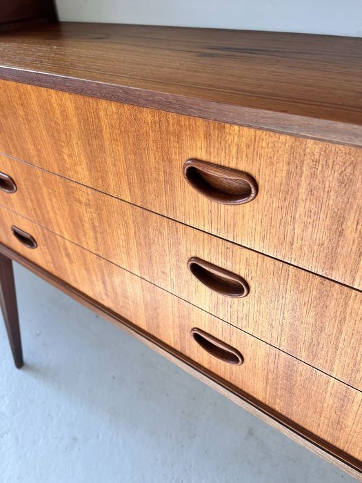 Tekowy regał „Panto” Norwegia lata 70