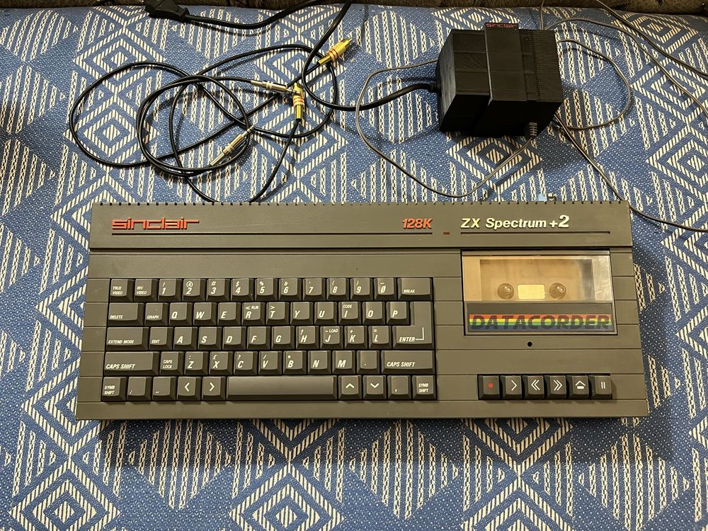 ZX Spectrum 128+2 issue 3