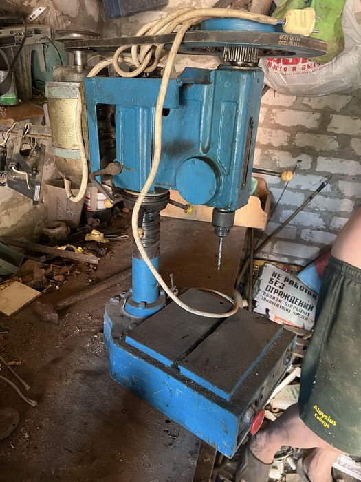 Продам сверлильный станок