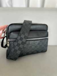 Meska torba na ramie saszetka Louis Vuitton LV czarna w logo