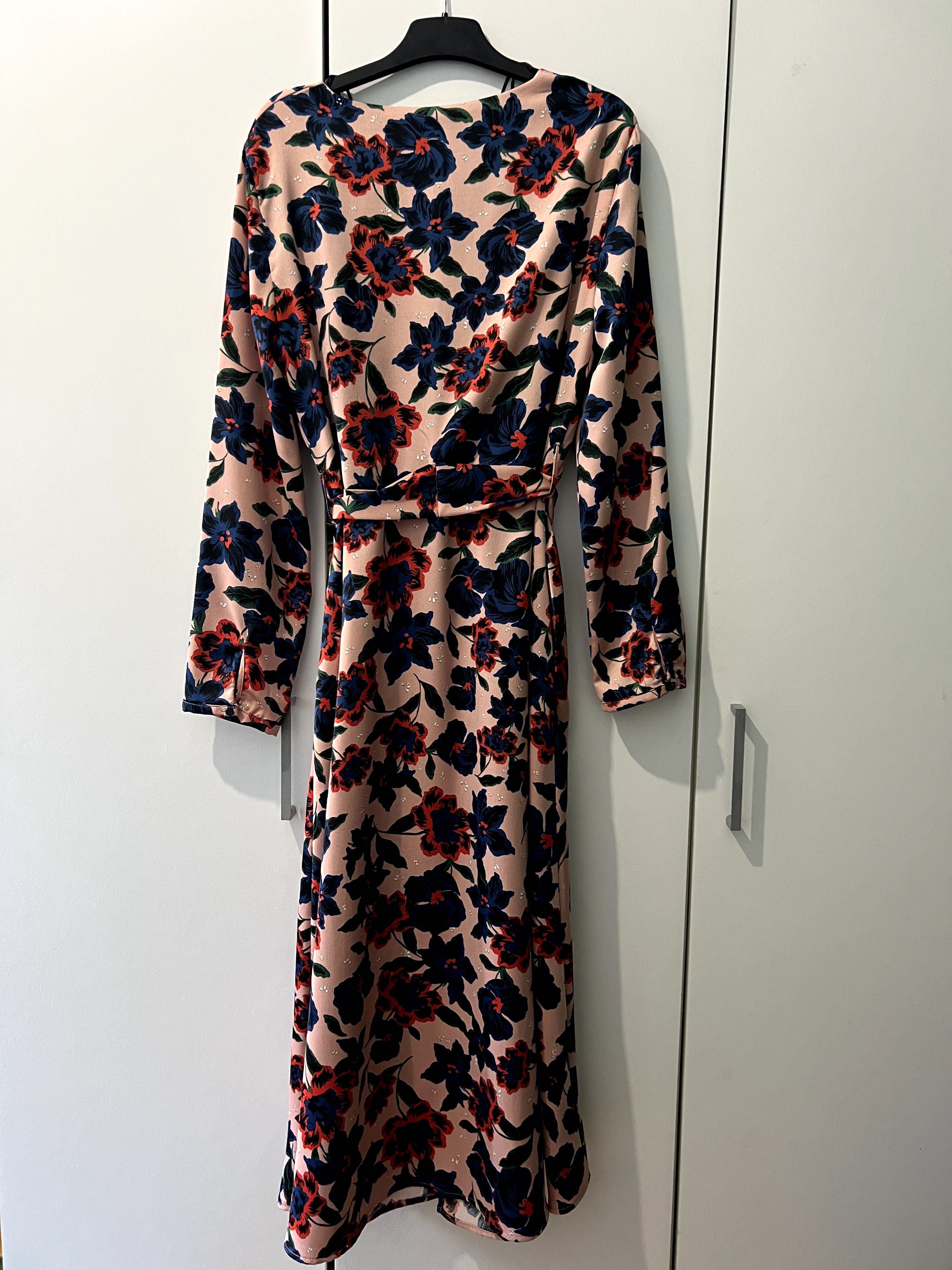 Vestido Floral Zara
