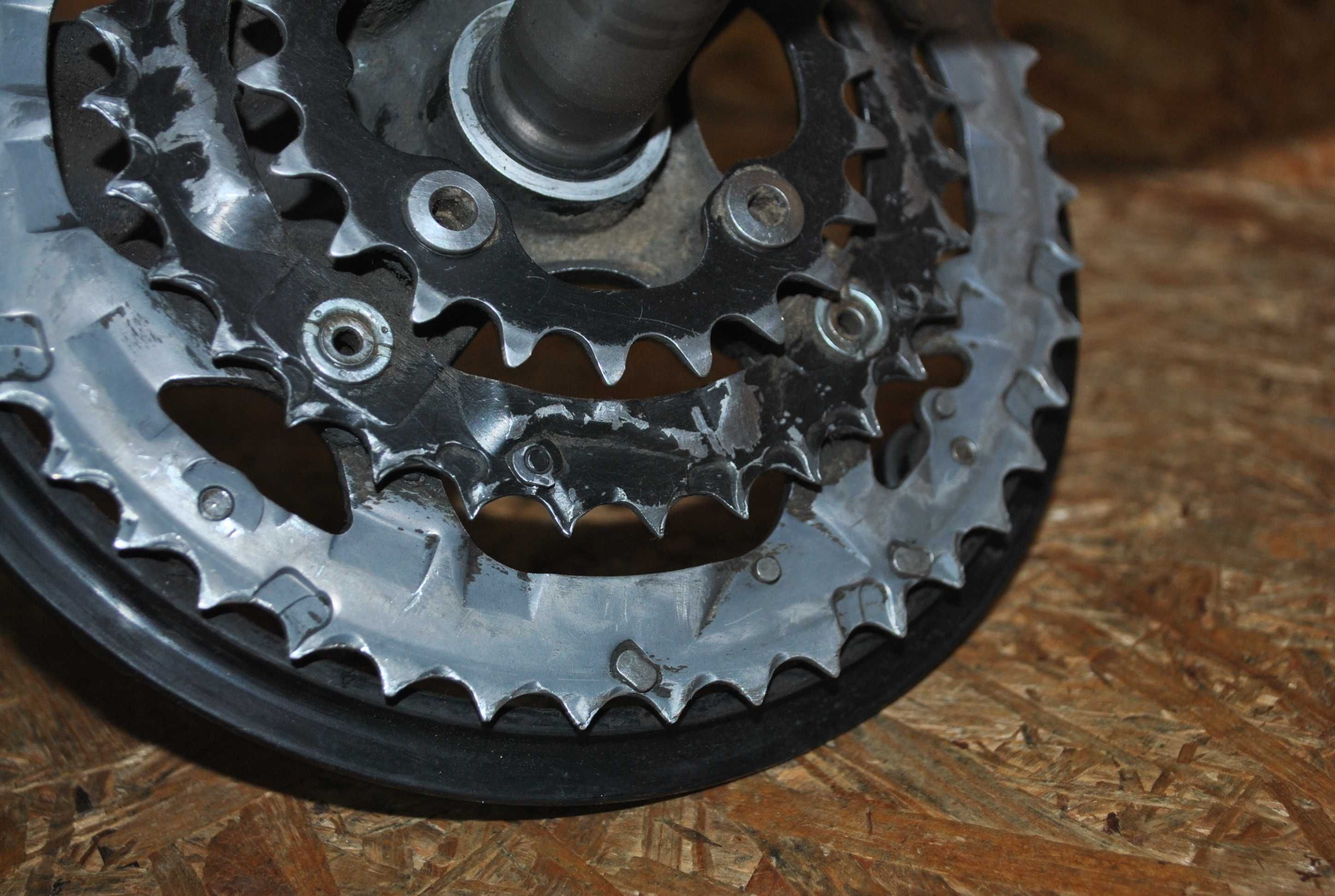 Mechanizm Korbowy korba Shimano Deore FC-M590 175mm