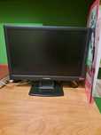 Monitor HYUNDAI i komputer LG