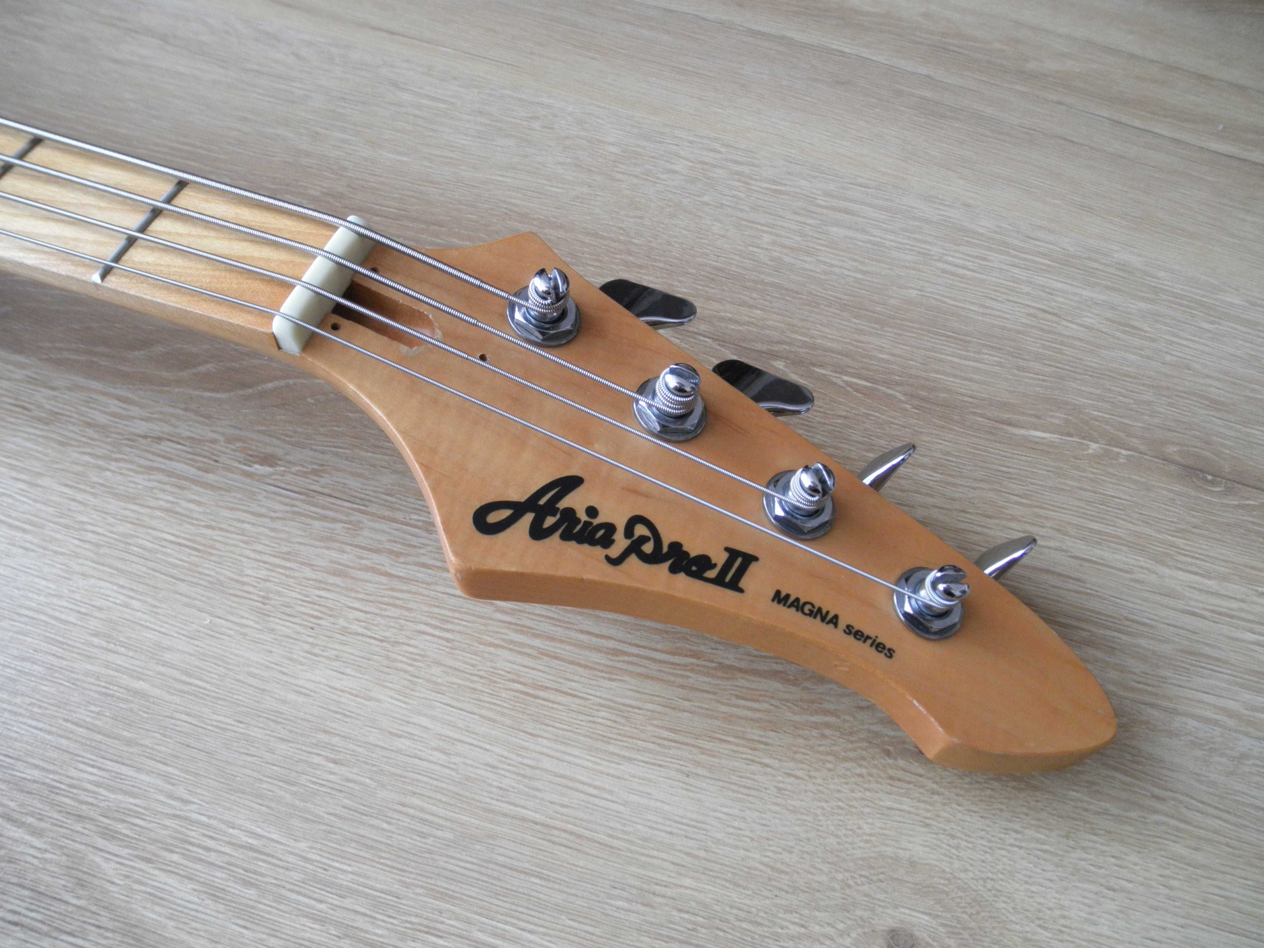 Gitara basowa ARIA PRO II Magna Series . Made in KOREA.