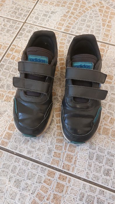 Buty adidas, rozmiar 33.