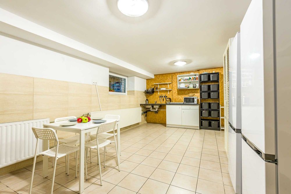 Przytulny pokój w domu przy ul. Słowiczej z pięknym ogrodem.