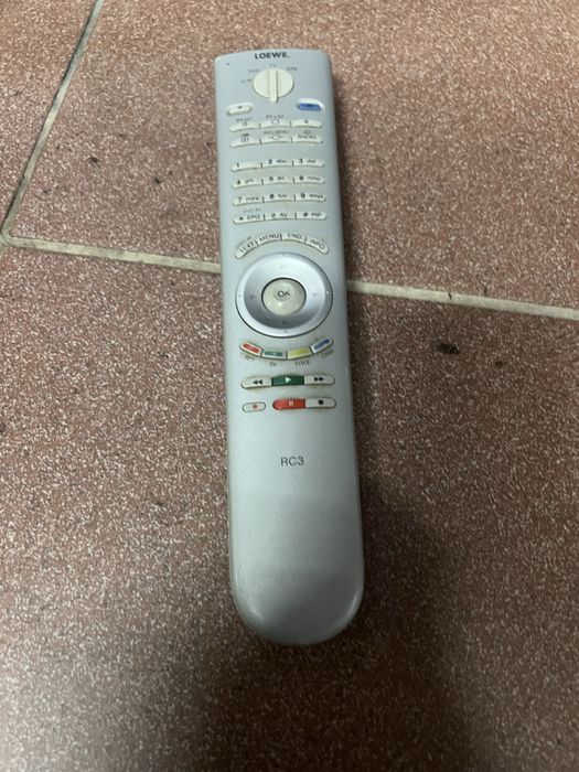 Vendo tv de 32 marca loewe com radio