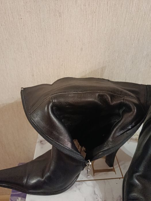 Чоботи шкіряні осінь-весна 39 розмір