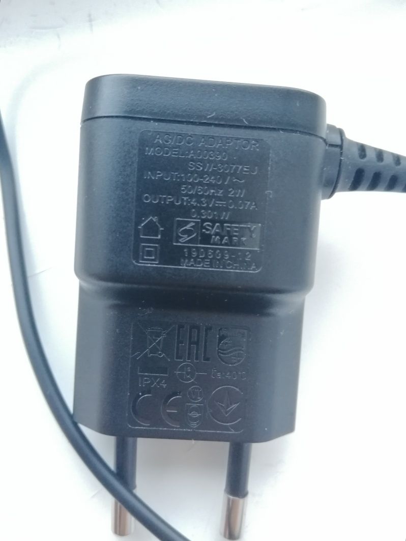 Блок живлення тример philips А00390-HQ8505, кабель USB-A, зарядка
