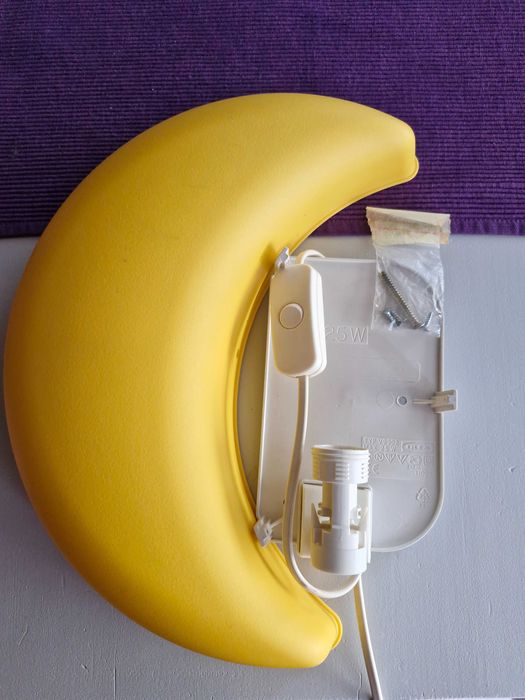 lampka nocna dla dzieci księżyc Ikea