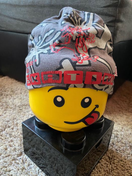 Cienka czapeczka dla chłopca