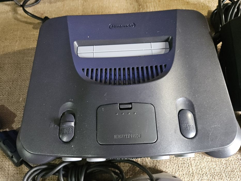 Nintendo 64  em bom estado