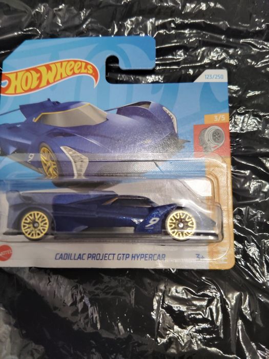 Auto hot wheels nowe