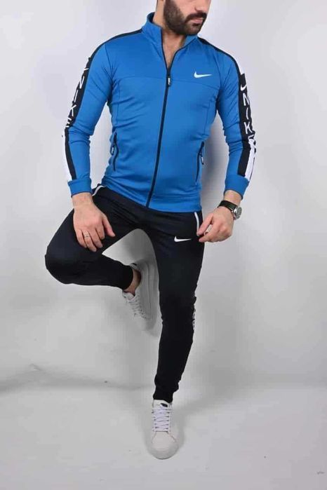 Спортивный мужской  костюм  nike серый