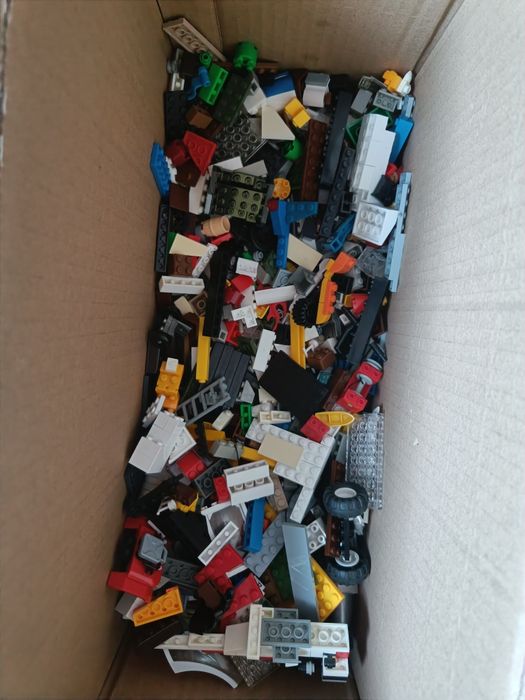 Klocków nie-lego na wagę, na kg lub na g