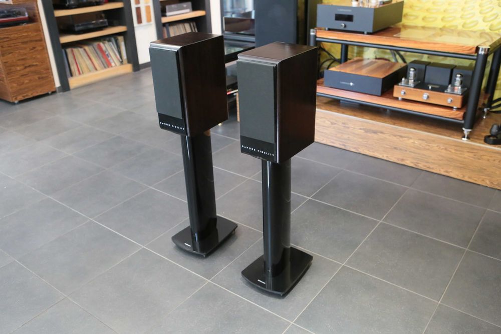 DeVore Fidelity Gibbon 3XL + oryginalne standy gratis