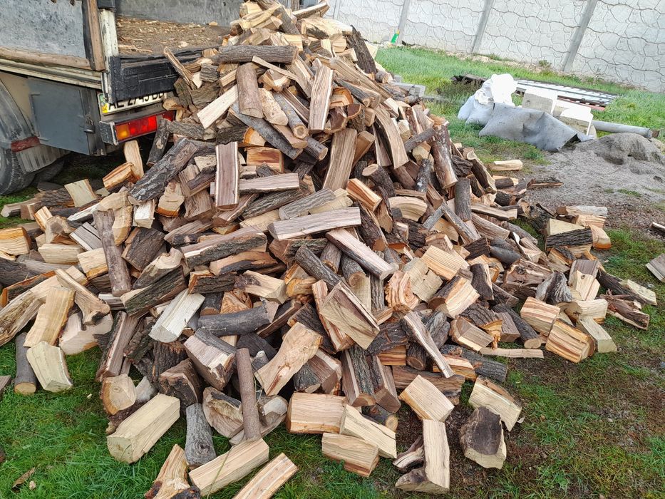 Дрова колотые твердых пород и Фруктовые