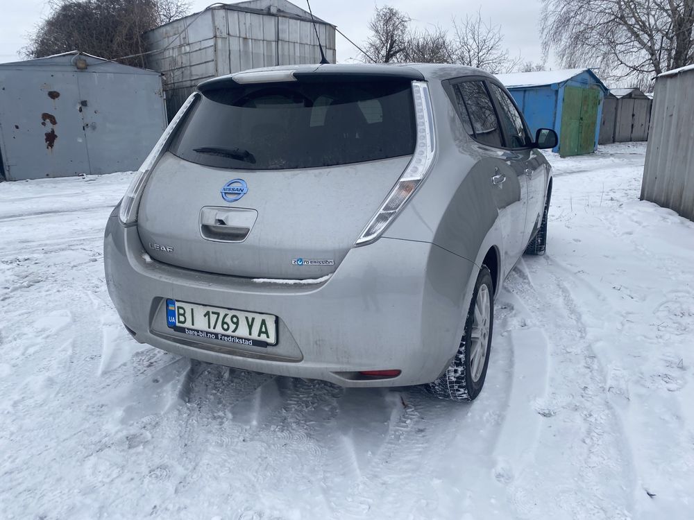 Nissan Leaf 2017рік ідеальний стан