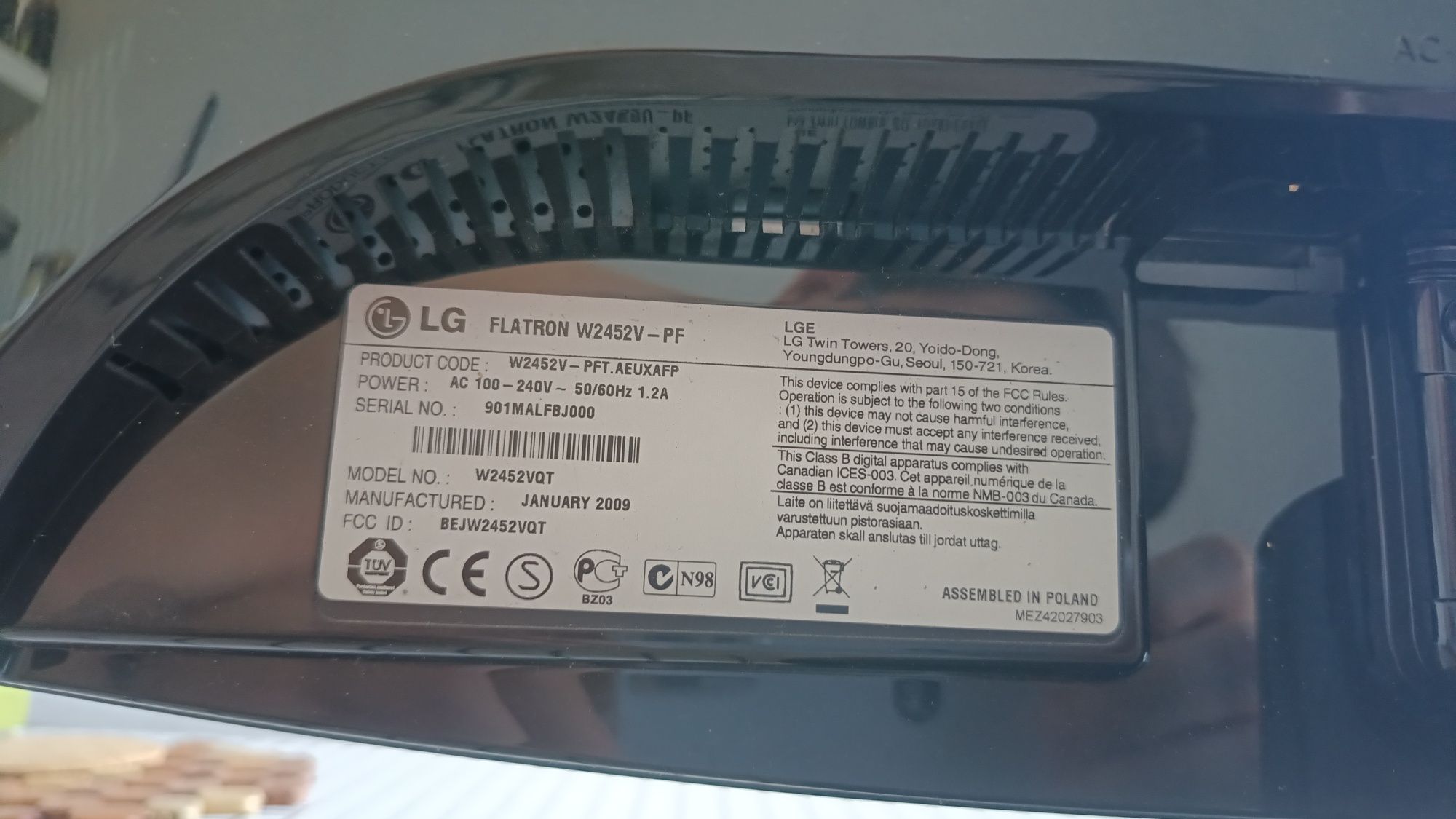 Monitor LG Flatron W2452V