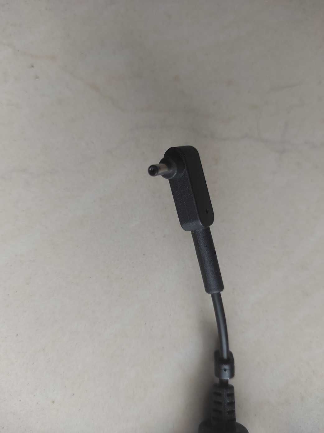 ORYGINALNA ładowarka ACER 45W A18-045N2A 1mm x 3mm, 19V,  2.37A.