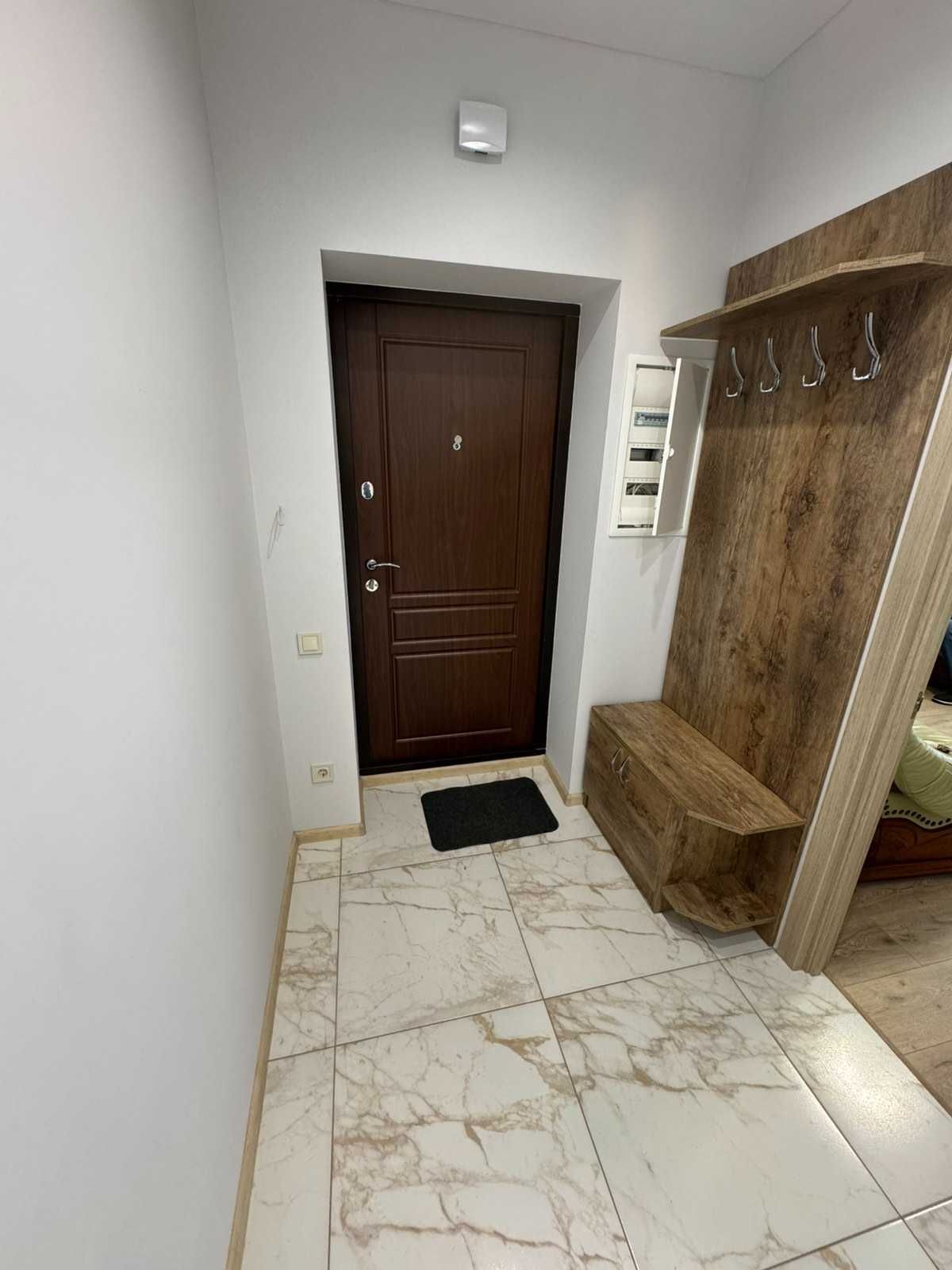 Продаж 2-к квартири з терасою  у провулку Галицький ЖК Панський маєток