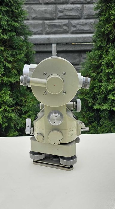 Teodolit Carl Zeiss Jena THEO 120